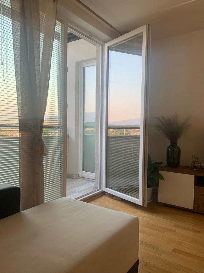 Artemis Business Apartment Skopje Ngoại thất bức ảnh